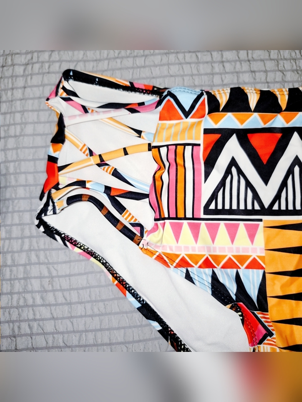 Geometric Print Bikini Set - Multicolor Tribal Pattern - Picture 6 of 7